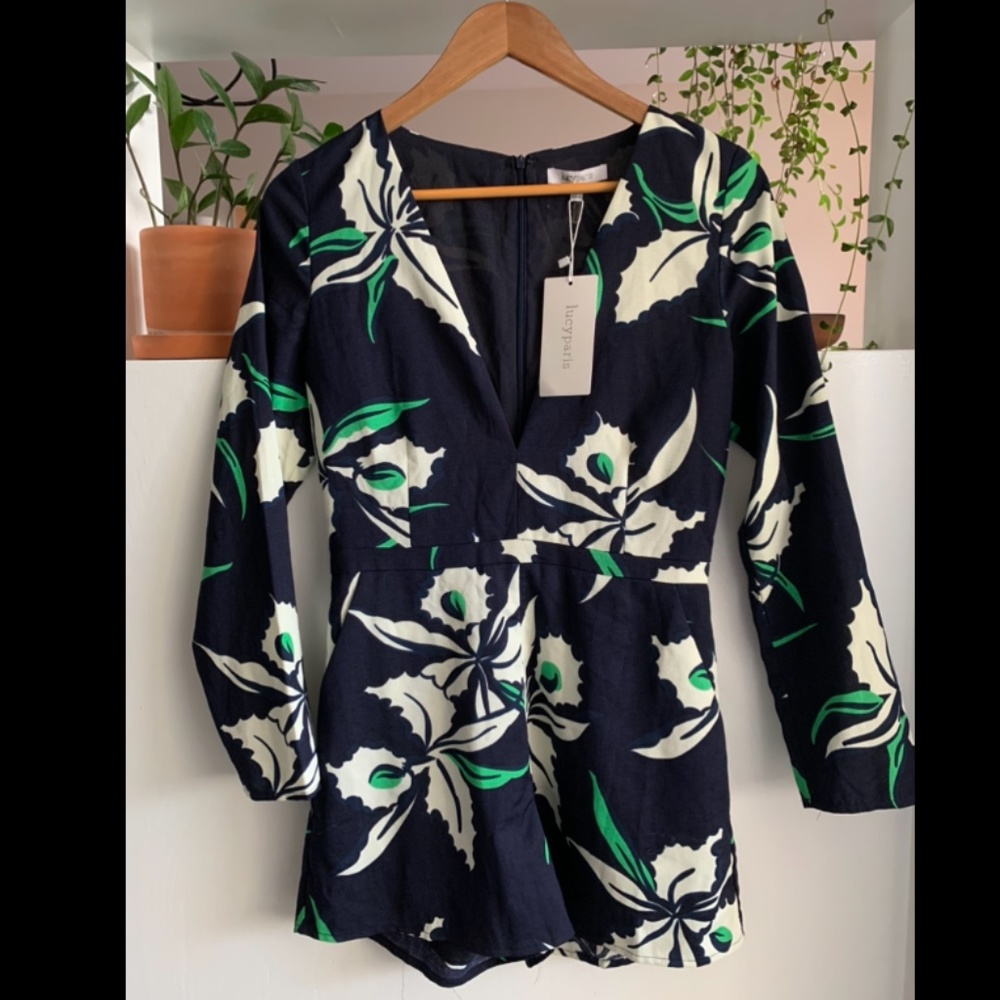 NWOT Lucy Paris floral romper (with pockets!)